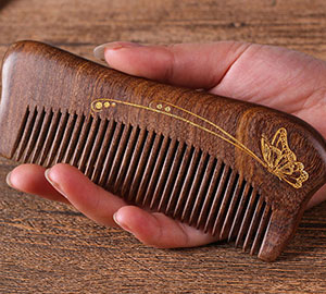 Wood comb